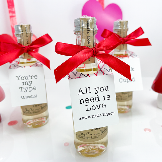 Valentine's day party favor tags for drinks